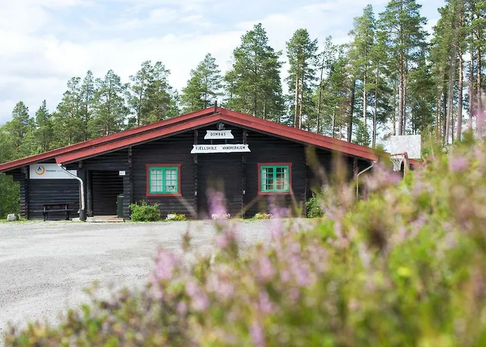 Dombas Hostel